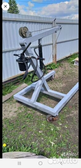 Гусь для снятия двигателя