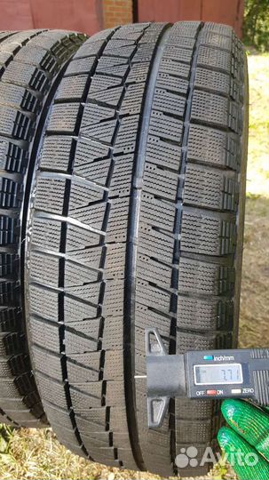 Bridgestone Blizzak Revo GZ 215/60 R16