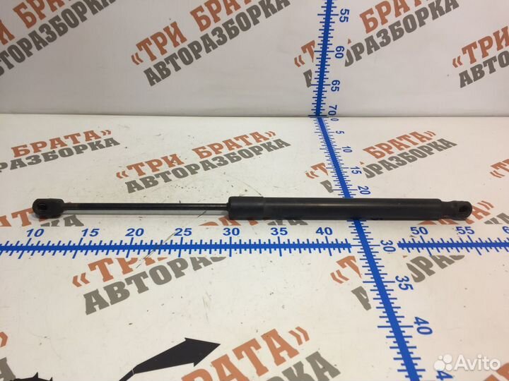 Фольксваген Гольф Амортизатор газовый