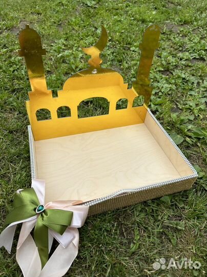 Подарочные коробки