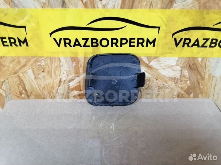 Заглушка бампера Toyota Corolla