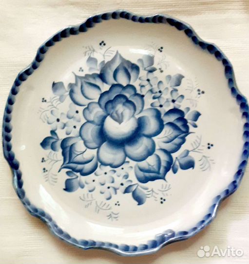 Гжель - посуда, фигурка, спички