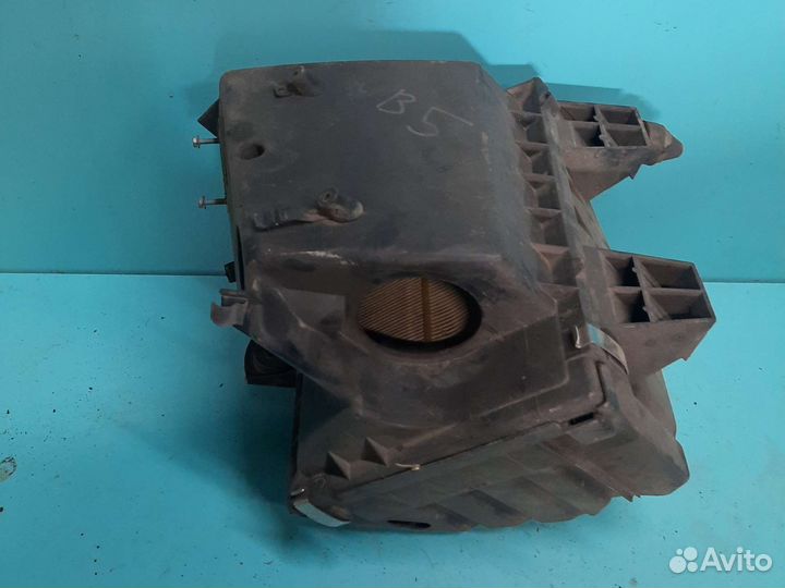 Корпус воздушного фильтра Фольксваген Пассат В5