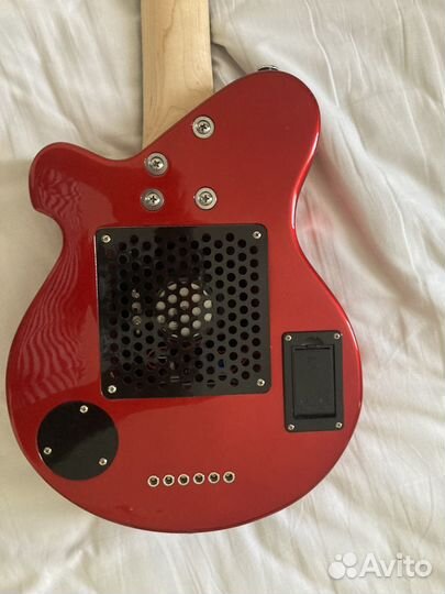 Гитара со встроеннным комбиком pignose