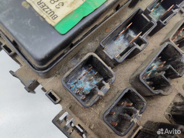 Блок предохранителей Suzuki Cultus GC21S 1999 г.в