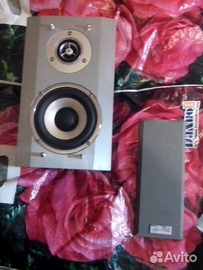 Комп. Акустика Microlab одна