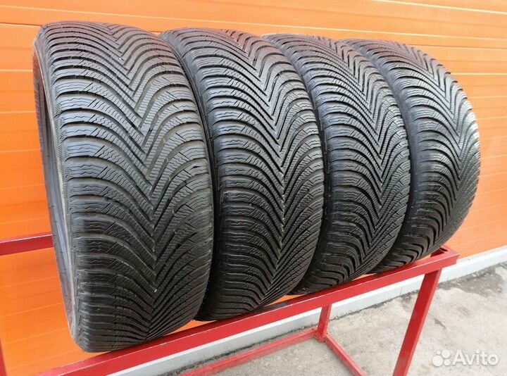Michelin Alpin 5 215/55 R16 94L