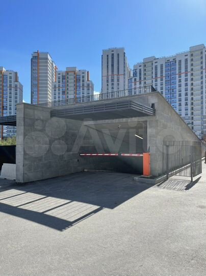 Машиноместо, 12 м²