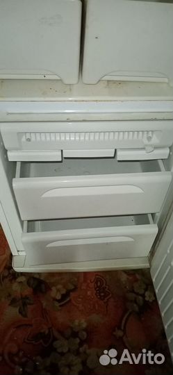Продам холодильник Стинол 2-х камерный