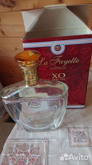 Бутылки,коробки,тубус из-под алкоголя