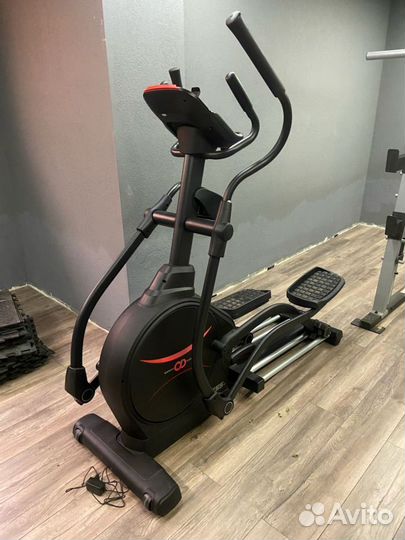 Эллиптический тренажер