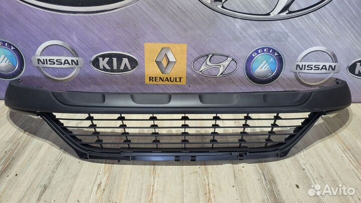 Спойлер бампера накладка Renault arkana