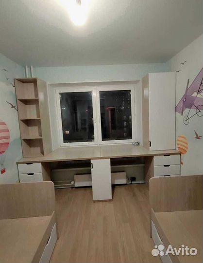 Рабочая зона у окна