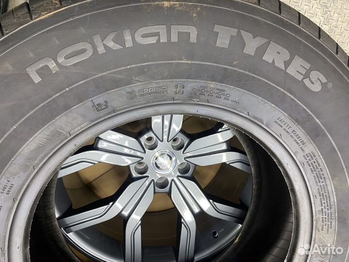 Nokian Tyres Hakka Blue 3 SUV 245/70 R16 111H