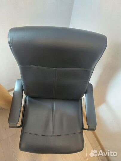 Рабочий компьютерный стул IKEA икеа millberget