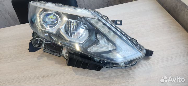 Фара правая Nissan qashqai j11 Led