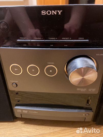 Музыкальный центр sony