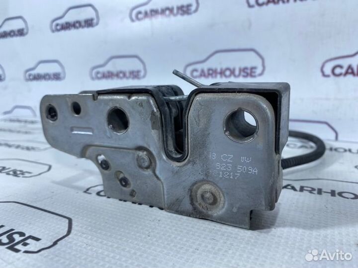 Замок капота Volkswagen Tiguan