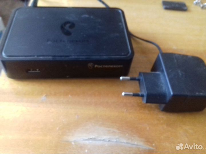 Приставка iptv MAG-250