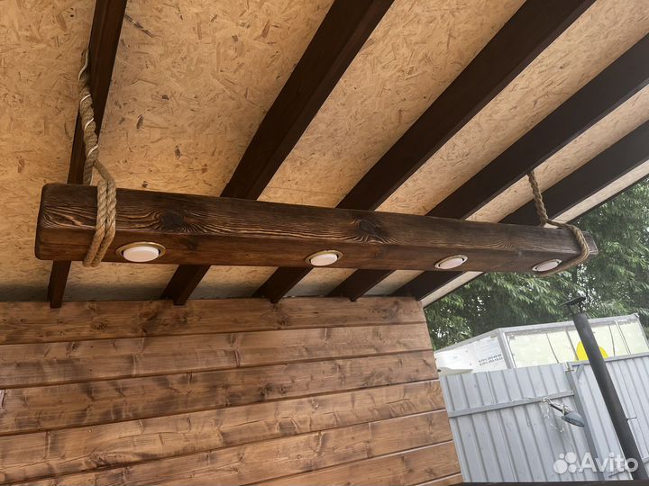 Светильник потолочный из массива дерева