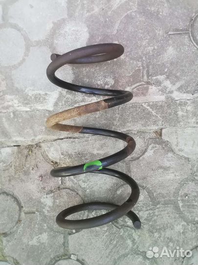 Пружина передняя Рено Логан 1