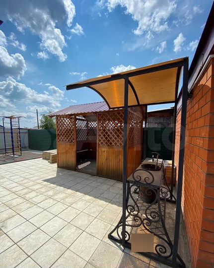 Комната 20 м² в 4-к., 2/2 эт.