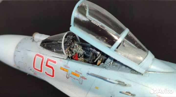 Модель самолета Су-27