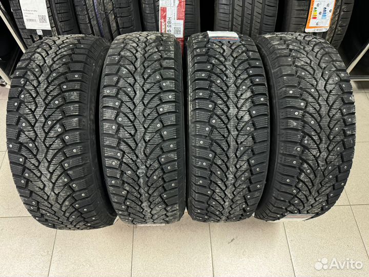 Pirelli Formula Ice 215/65 R16