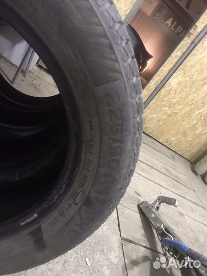 Continental Conti4x4Contact 225/60 R17 101