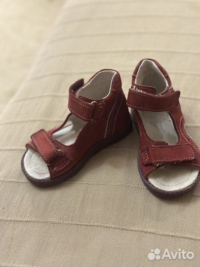 Босоножки для девочки