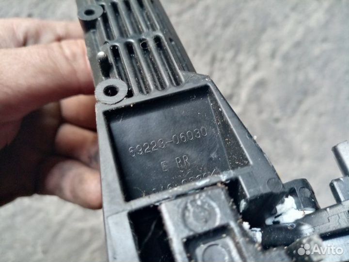 Ручка двери внешняя Toyota Camry V40 2008