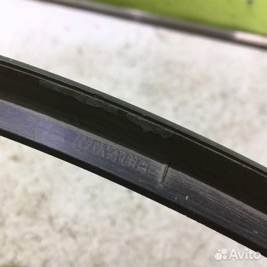 Накладка переднего крыла левого Рено Логан