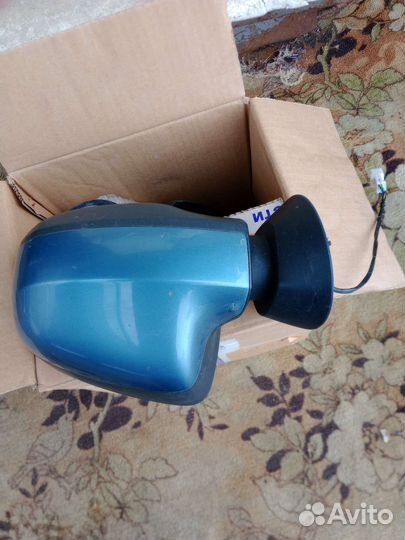 Зеркало левое и корпус правого Рено Дастер
