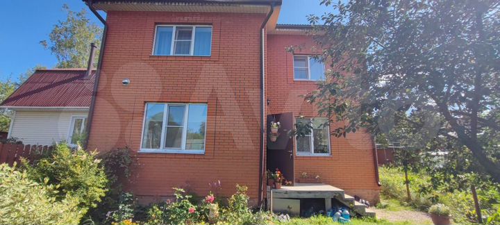 Дом 97,7 м² на участке 4,7 сот.