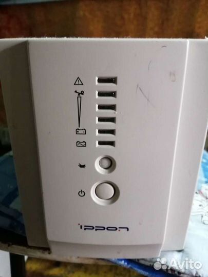 Источник бесперебойного питания