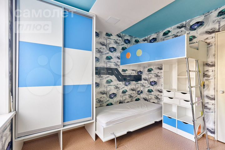 3-к. квартира, 50 м², 1/10 эт.