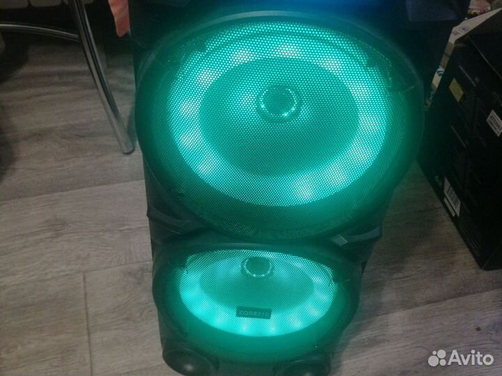 Блютуз колонка