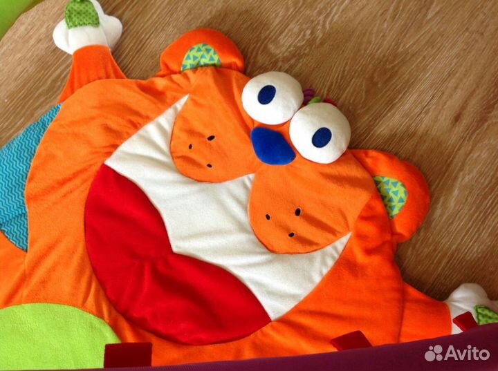 Развивающий коврик