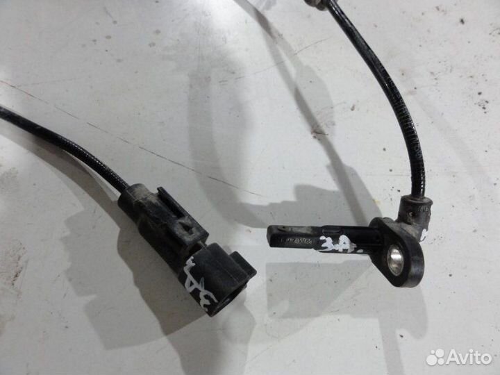 Датчик ABS задний Opel Astra J A14NET 2010