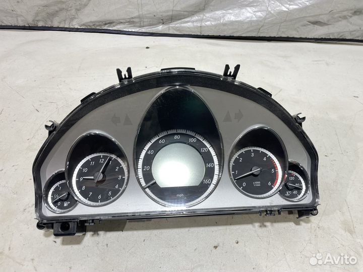 Приборная панель Мерседес w207 w212