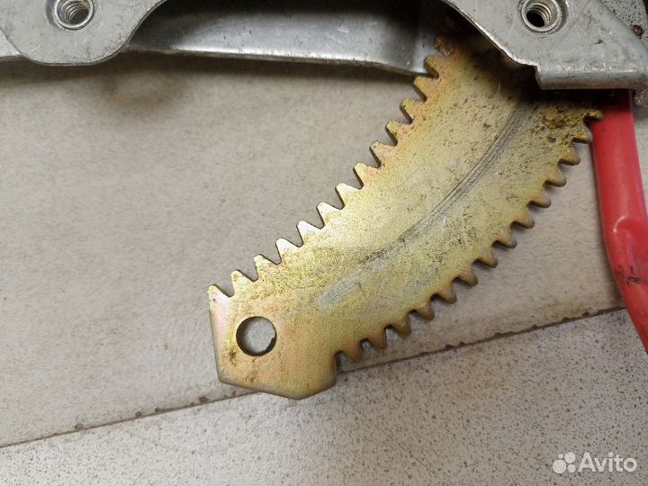 Стеклоподъемник электрический передний левый