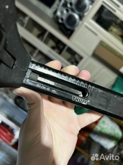 Багажник Thule на крышу авто