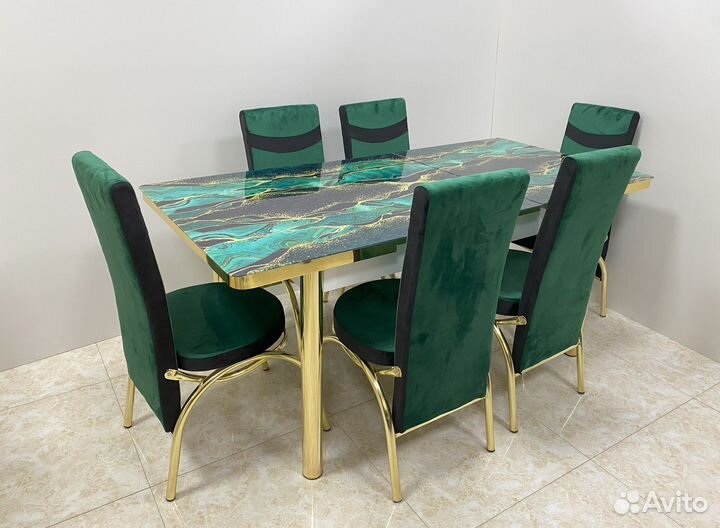 Комплект стол и стулья