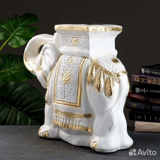 Фигура - подставка 'Слон' бело-золотой, 21х54х43см