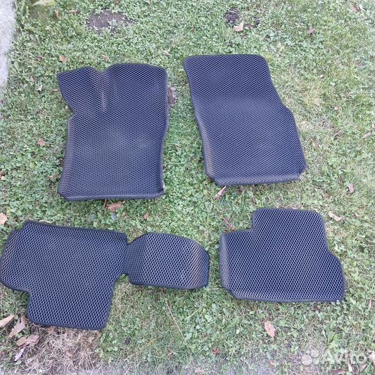 Комплект ковриков evo униварсальные