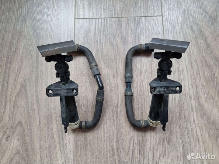 Lexus GS300 форсунки омывателя фар оригинал