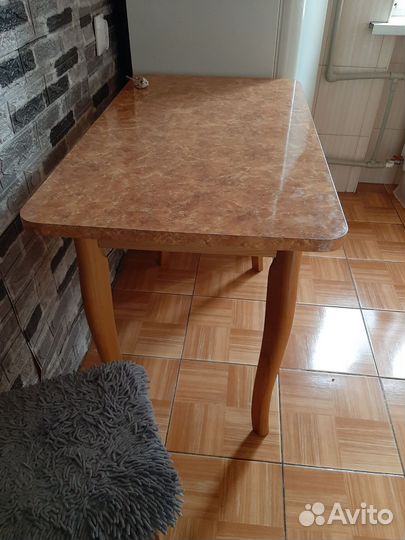 Кухонный стол бу
