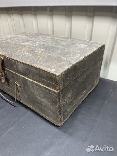 Чемодан деревянный довоенный массив