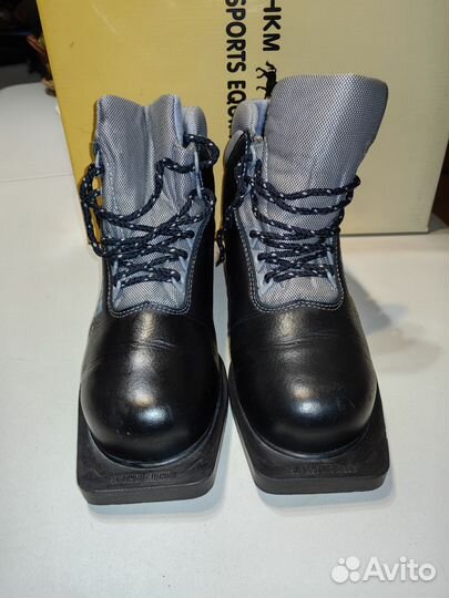 Лыжные ботинки 39-40 размер