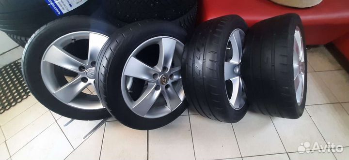 Bridgestone Ecopia EP200 215/50 R17